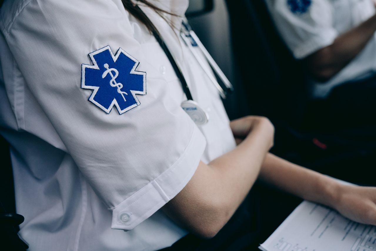 Cessione del quinto nel comparto sanità: le differenze fra infermieri, OSS, medici e dirigenti